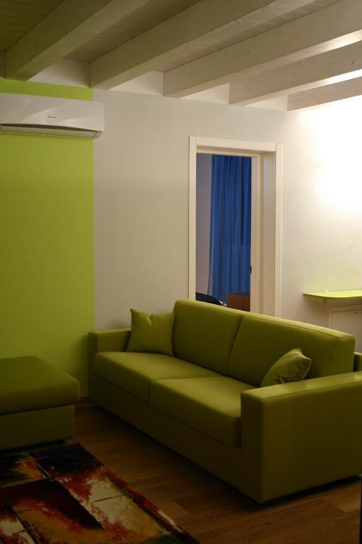 Be Happy Apartment Ferrara Exterior foto